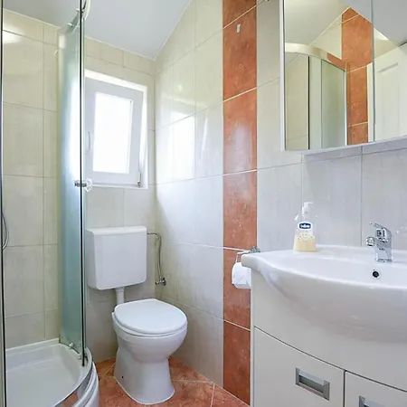 Andrija شقة أوروبيتش